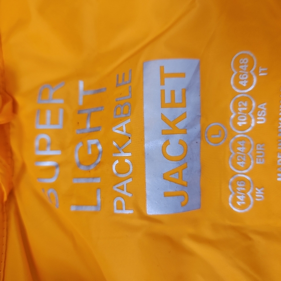 Light jacket - Picture 3 of 3